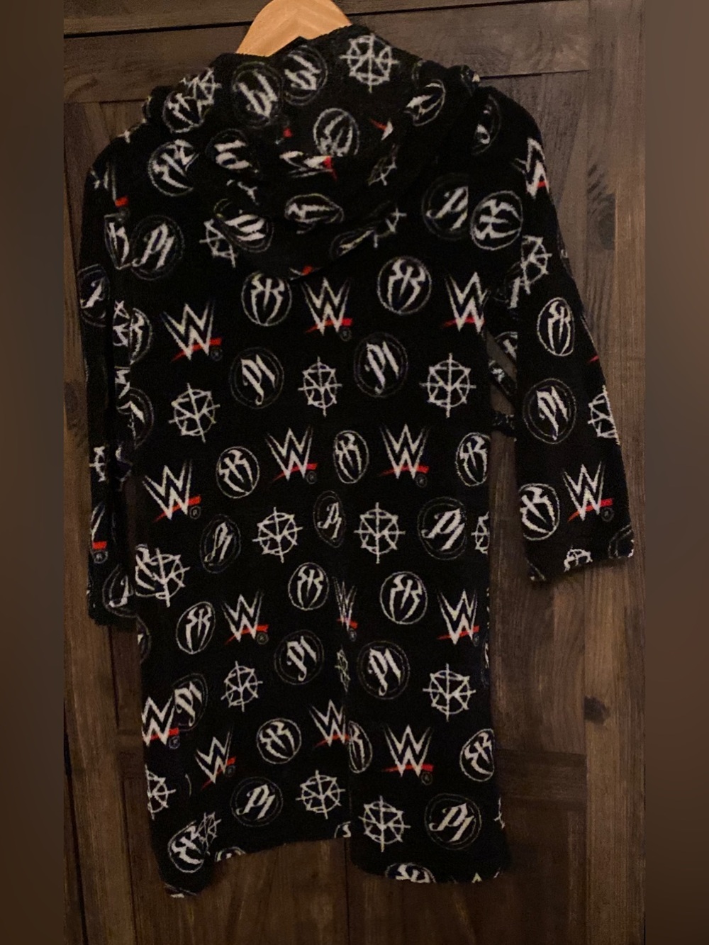 WWE Black Logo Plush Hooded Lounge Robe